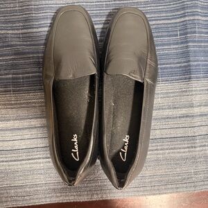 Clarks Women's Black Leather Loafers